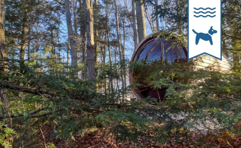 Feature 4 bedroom Christmas Winter Lakefront Lakeview cottage rental bayfield grandbend cedar barrel sauna lake huron ontario 768x474