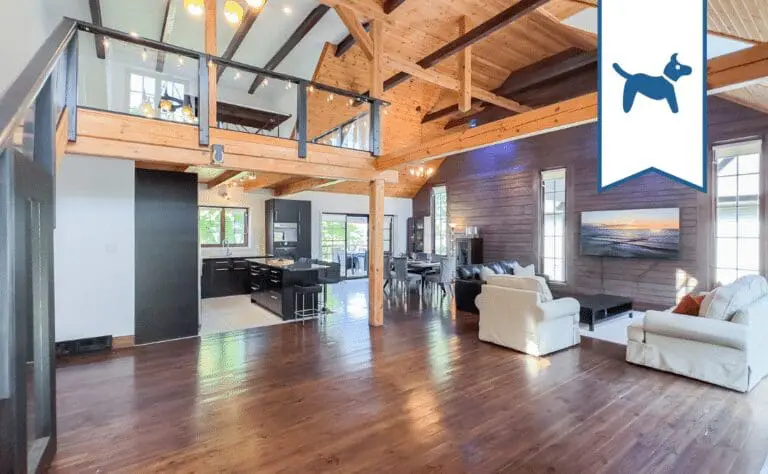 LuxuryLogRetreat 1 768x474