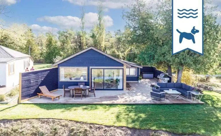 FEATURE Modern Classic lakeview beachfront cottage vacation rental pet friendly 3bedroom inverhuron kincardine bayfield goderich grand bend lake huron ontario cottage 768x474