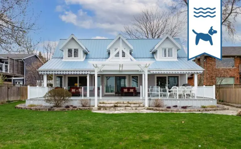 FEATURE Sunset Ridge lakeview beachfront cottage vacation rental pet friendly 5bedroom bayfield goderich grand bend lake huron ontario cottage rental