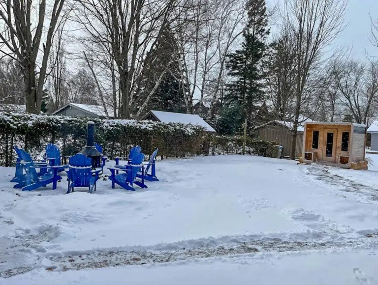 Lakeside Layover lakeview beachfront cottage vacation rental pet friendly 4bedroom bayfield goderich grand bend lake huron ontario cottage rental 2