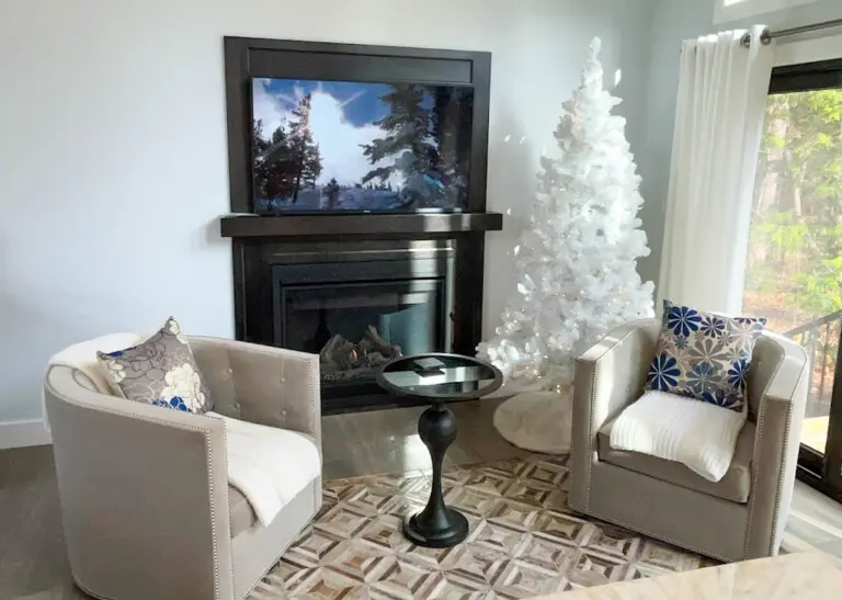 Panchos Porch lakeview beachfront cottage vacation rental pet friendly 4bedroom bayfield goderich grand bend lake huron ontario cottage rental 1