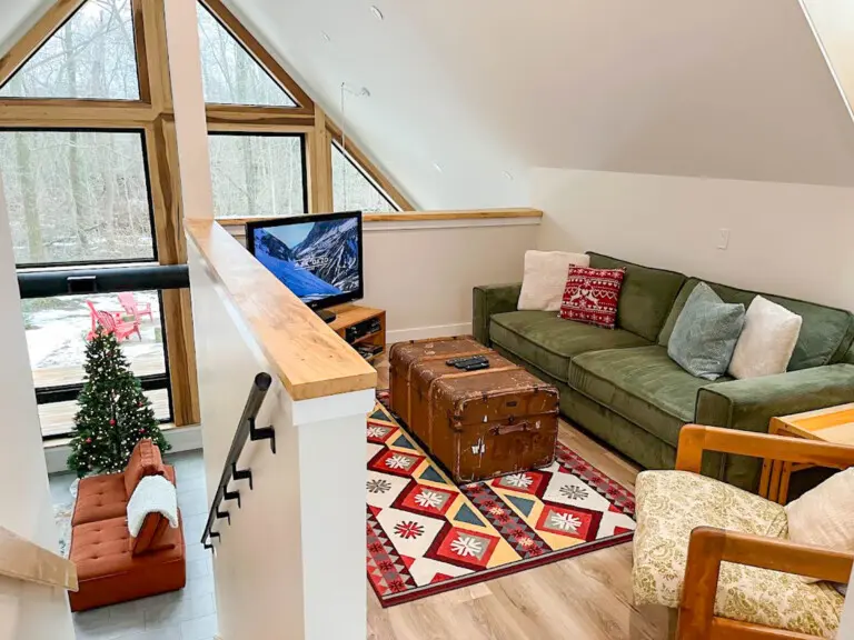 Poplar Woods vacation rental pet friendly 4 bedroom bayfield goderich grand bend lake huron kincardine inverhuron ontario cottage rental 1