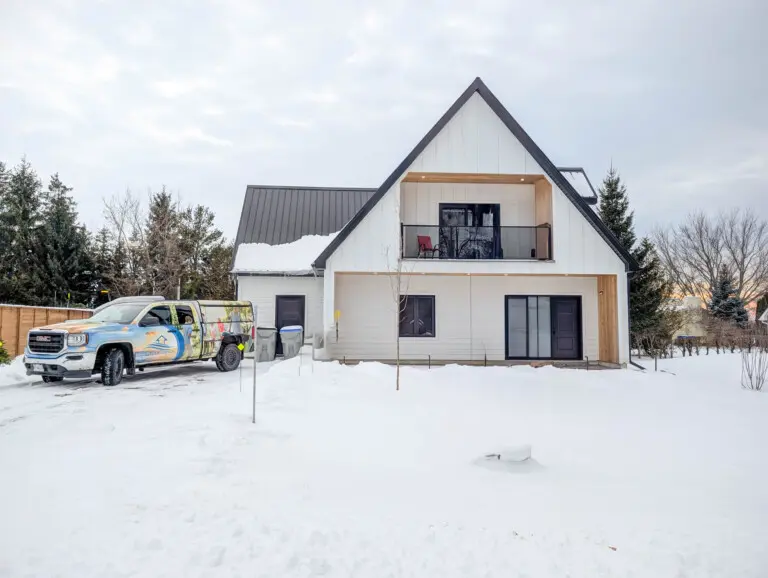 Signal lakeview beachfront cottage vacation rental pet friendly 2bedroom bayfield goderich grand bend lake huron ontario cottage rental 5