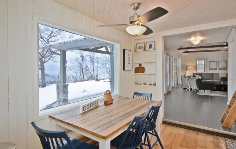 Sunset Serenity Shorehouse lakefront winter cottage rental ontario pet friendly cabin southern ontario resort christmas 23