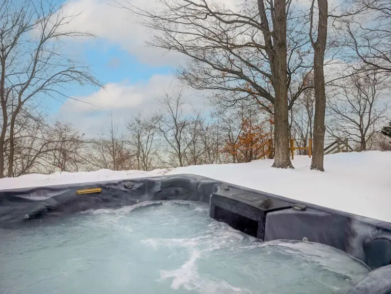 Sunset Serenity Cottage 2bedroom Lakefront Lakeview pet friendly cottage rental with hottub winter christmas bayfield goderich grandbend lake huron ontario