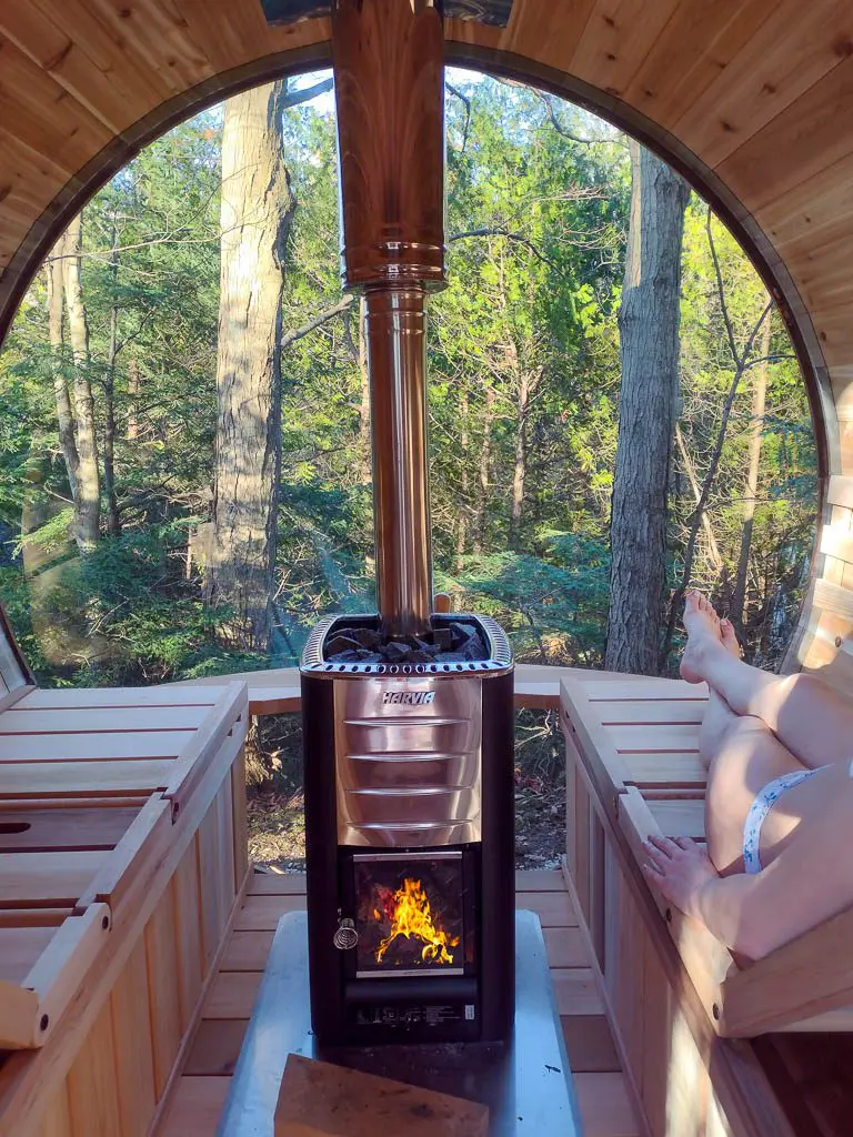 HideAway 3 bedroom Christmas Winter Lakefront Lakeview cottage rental bayfield grandbend cedar barrel panoramic sauna lake huron ontario 38.jpg